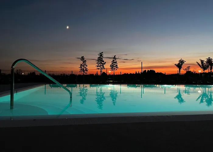 Villa mit Pool: Agricamping Al Grappolo Divino